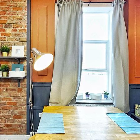 Adeamstays Provides Beautiful Centrally Located 1 And 2 Bed Apartments On Liverpools Boulevard Esterno foto