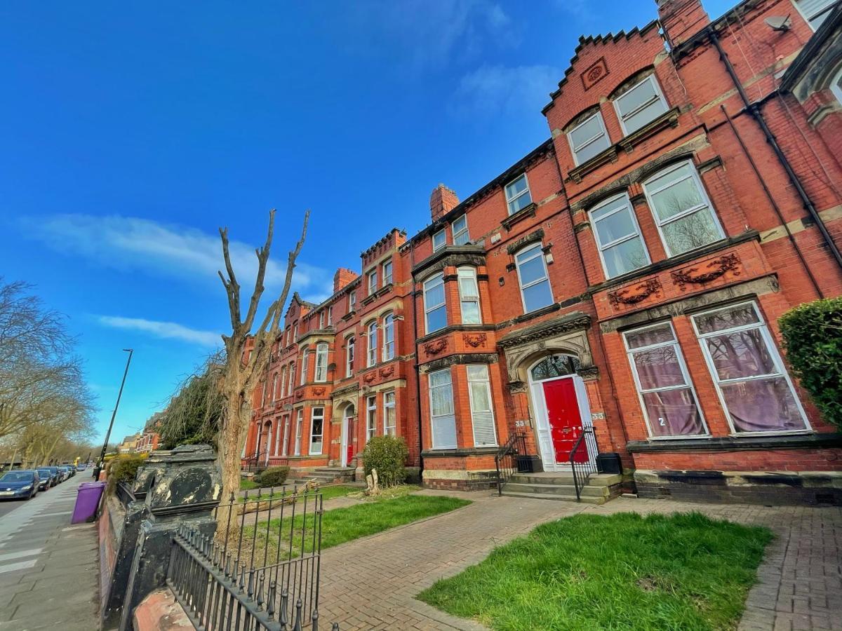 Adeamstays Provides Beautiful Centrally Located 1 And 2 Bed Apartments On Liverpools Boulevard Esterno foto
